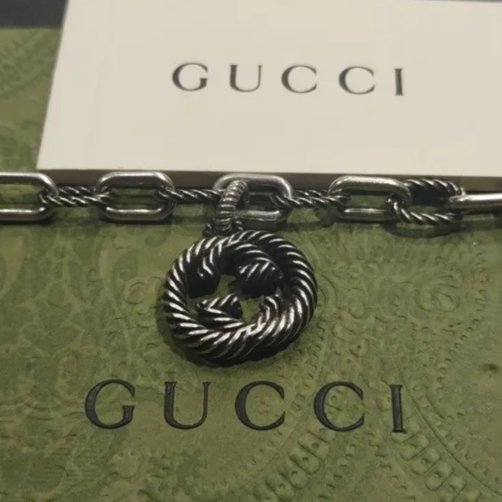 Gucci Luxury Statement Bracelet - Picture 2 of 7